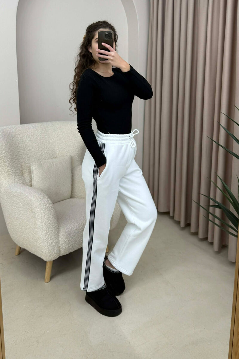 TUTA NJË NGJYRËSHE ME PUSH DHE VIJA PËR FEMRA NË NGJYRË TË BARDHË - 2