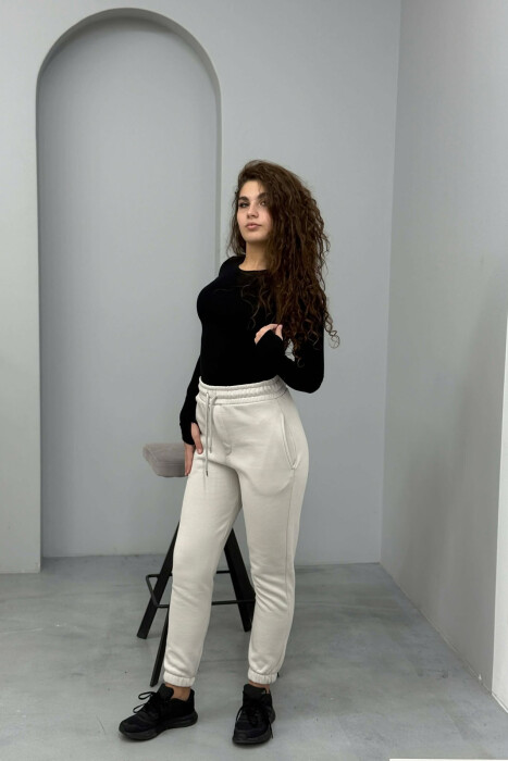 TUTA NJË NGJYRËSHE ME PUSH PËR FEMRA NË NGJYRË GRI E SHNDRITSHME - 2