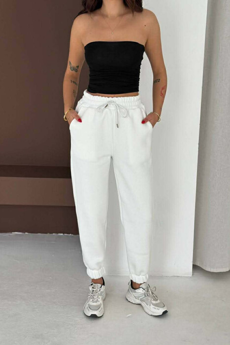 TUTA NJE NGJYRESHE ME PUSH PER FEMRA NE NGJYRE TE BARDHE - KLAUDIO FASHION