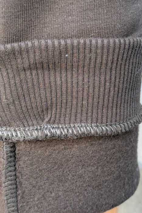 TUTA NJË NGJYRËSHE ME PUSH PËR MESHKUJ NË NGJYRËN E ZEZË - 5