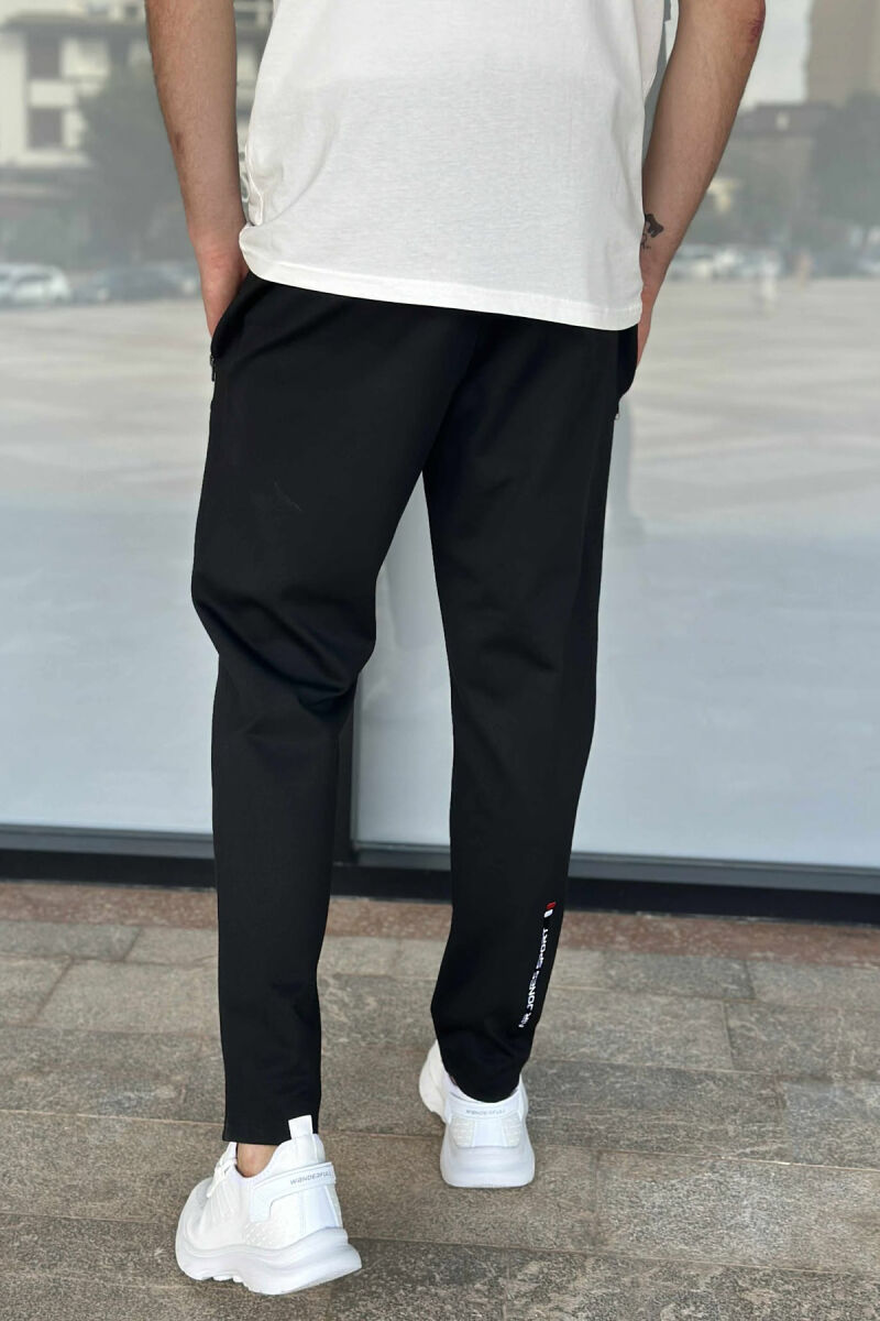 TUTA NJË NGJYRËSHE ME XHEPA ME ZINXHIR PËR MESHKUJ NË NGJYRË TË ZEZË - 4