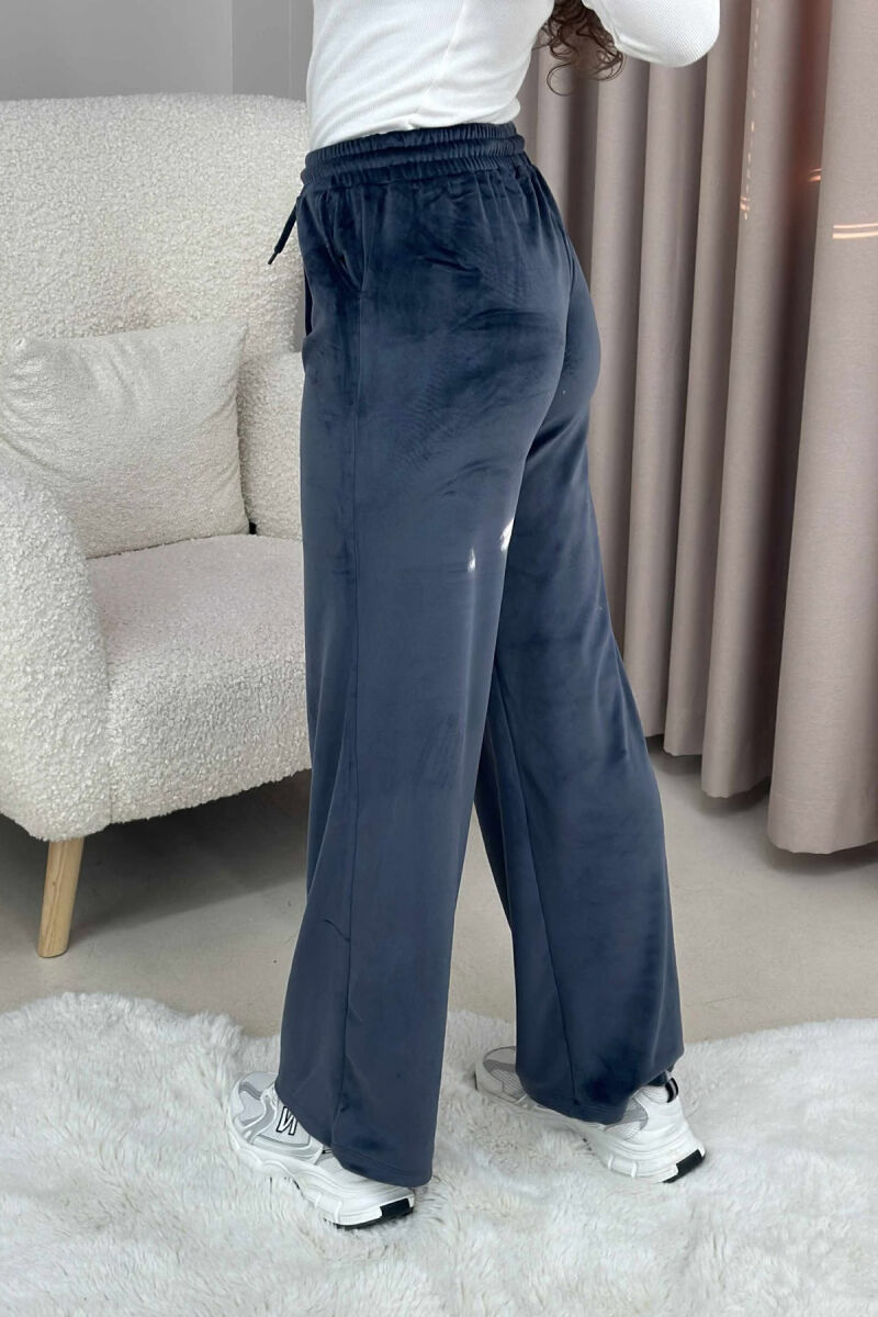 TUTA TË GJERA VELVET PËR FEMRA NË NGJYRË GRI - 7