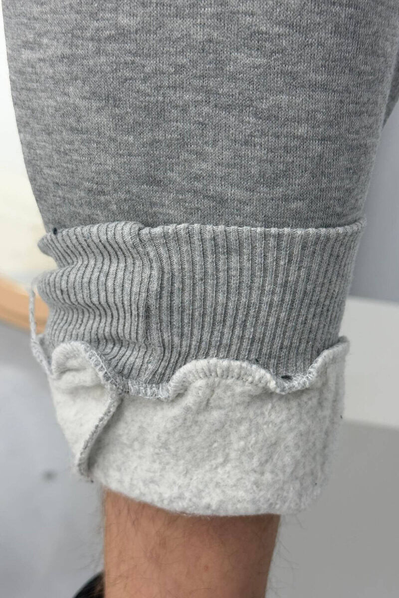 TUTA TË THJESHTA ME PUSH PËR MESHKUJ NË NGJYRËN GRI TË ZBARDHUR - 4