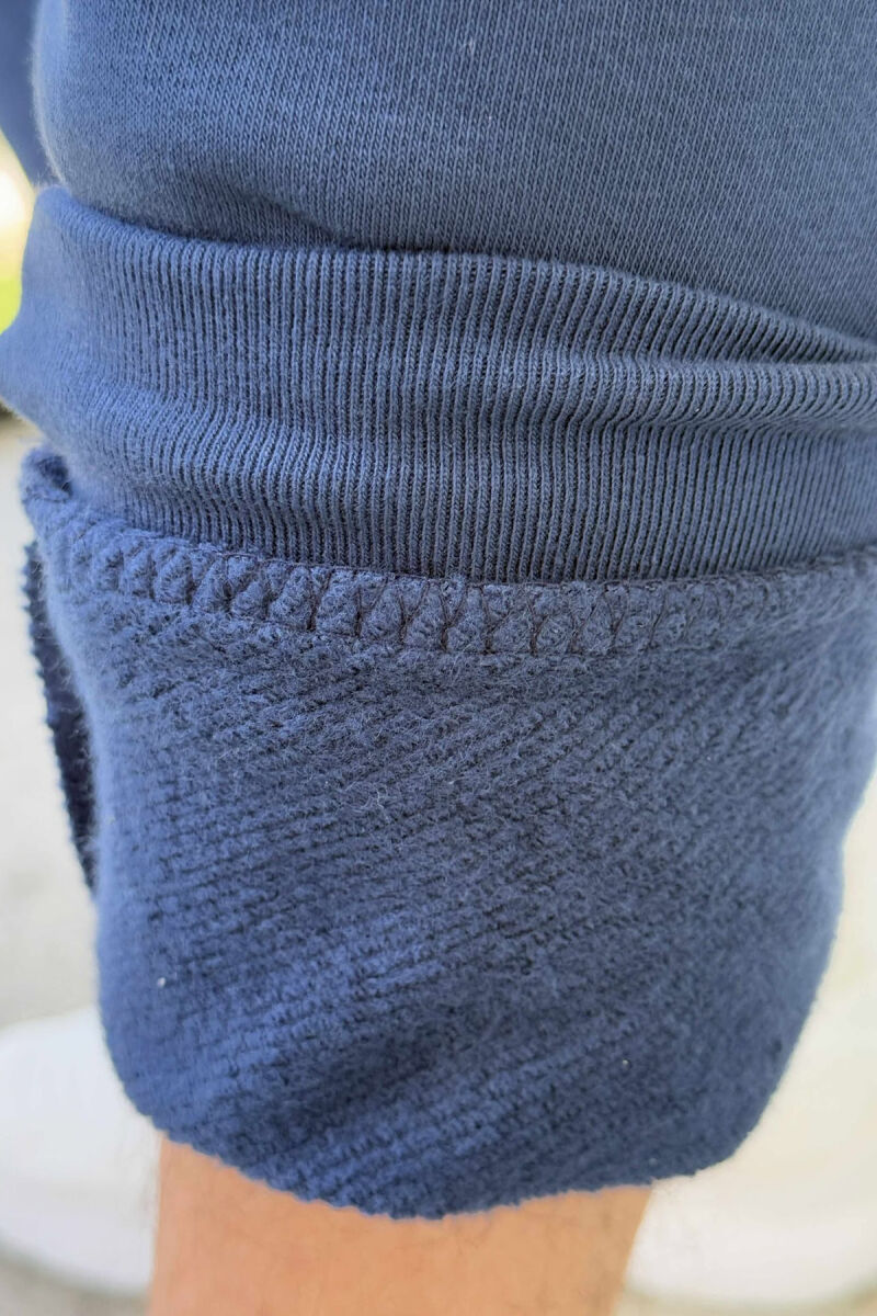 TUTA TË THJESHTA ME SHKRIME PËR MESHKUJ NË NGJYRËN BLU - 4