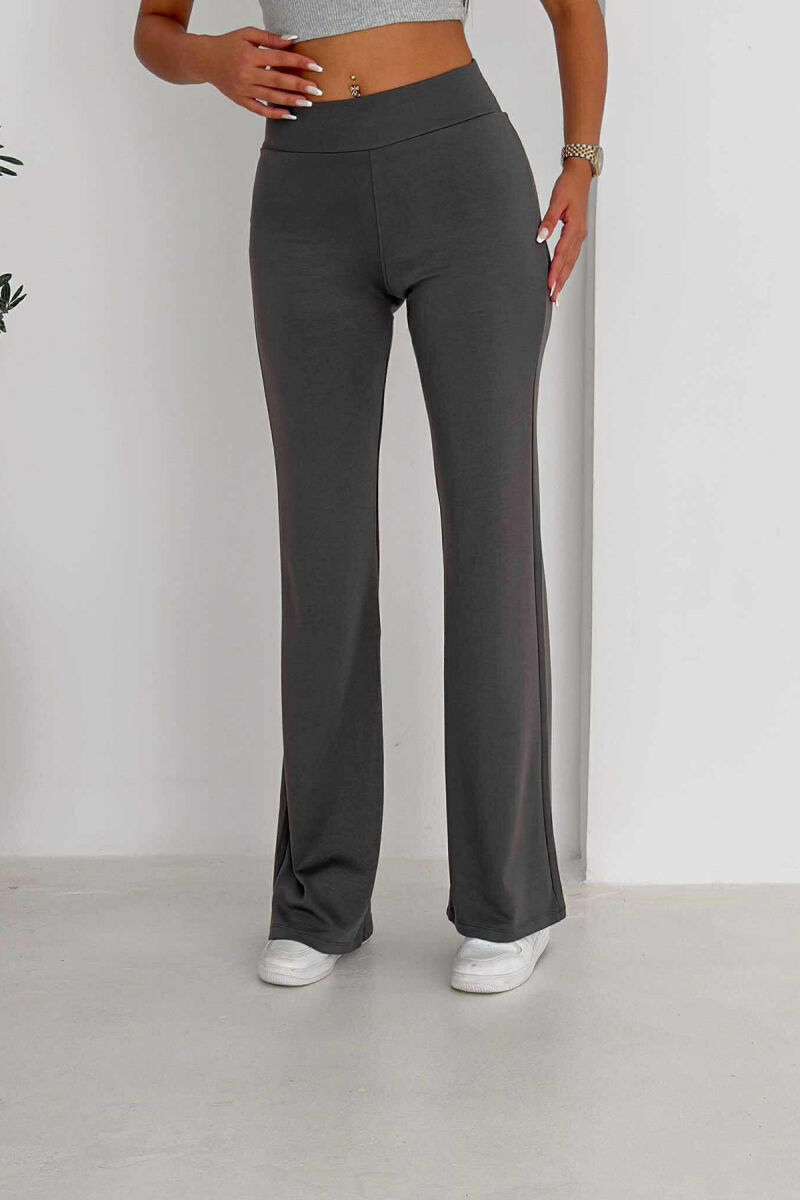 TUTA TË THJESHTA NJË NGJYRËSHE ELASTIKE PËR FEMRA NË NGJYRËN GRI - 12