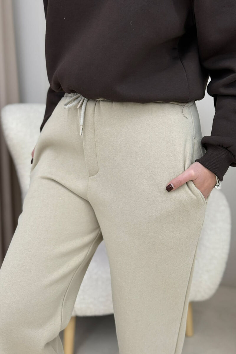 ONE COLOR SIMPLE FLUFFY WOMEN SWEATPANTS BEIGE/BEZHE - 3