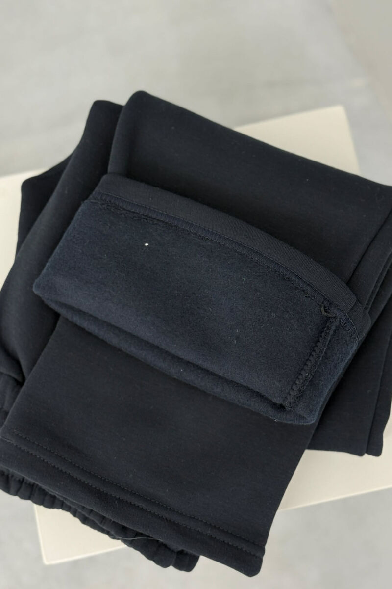 ONE COLOR SIMPLE FLUFFY WOMEN SWEATPANTS MIDNIGHT BLUE/BLU MESNATE - 5