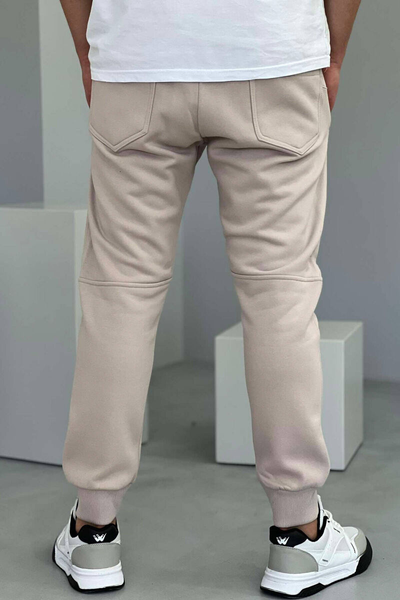TUTA TË THJESHTA NJË NGJYRËSHE PËR MESHKUJ NË NGJYRËN BEZHË - 3