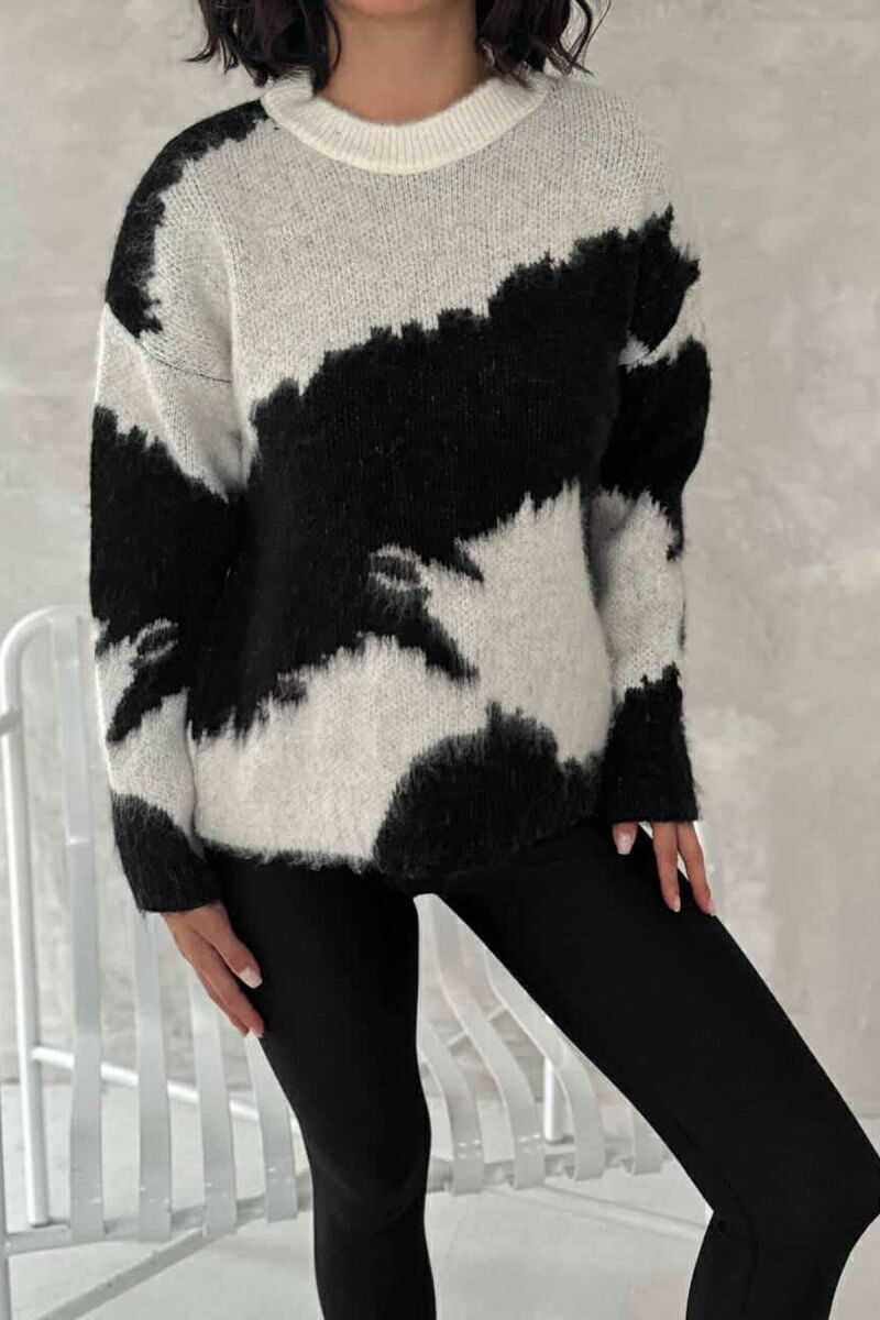 TWO COLORS WOMEN SWEATER BLACK-WHITE/ZEBA - 3