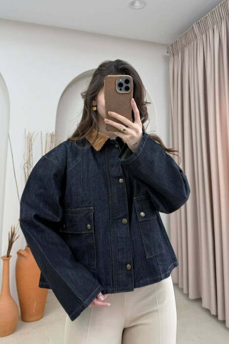 TWO FRONT POCKETS BUTTONED DENIM WOMAN JACKET DARK BLUE/BEE - 3