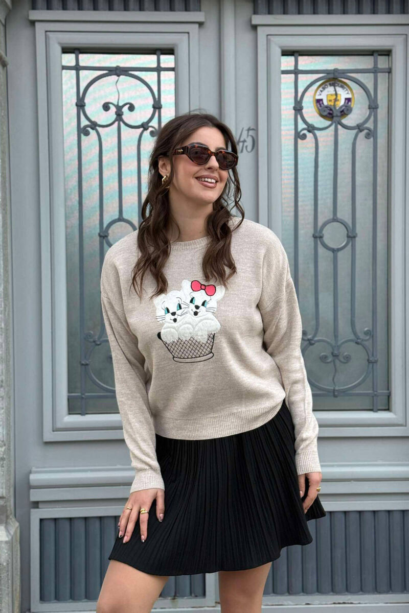 TWO KITTENS IMAGE WOMEN SWEATER BEIGE/BEZHE - 1