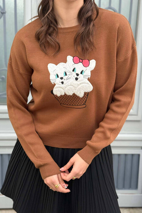 TWO KITTENS IMAGE WOMEN SWEATER DARK BROWN/KAE 