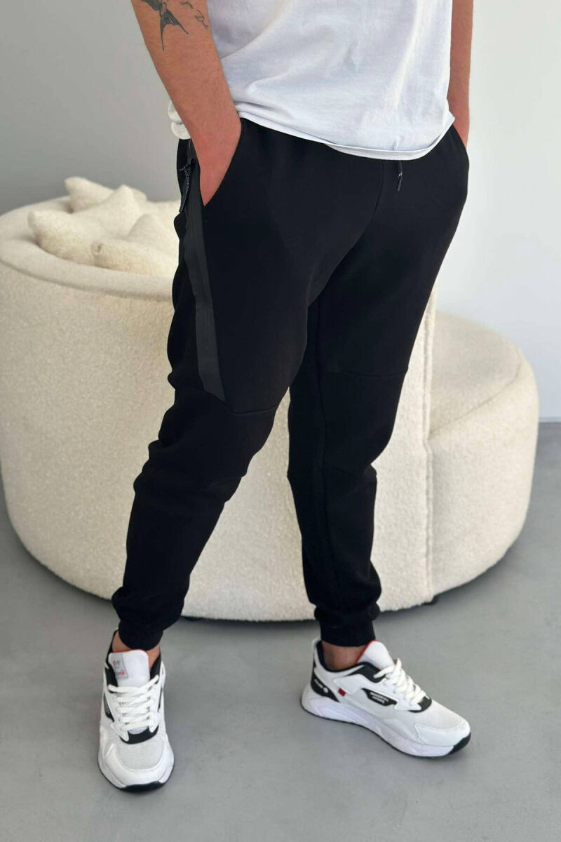 TWO POCKET MEN SWEATPANTS IN BLACK COLOR - 1