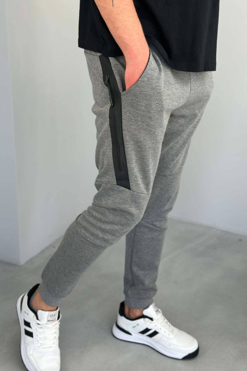 TWO POCKET MEN SWEATPANTS IN GREY COLOR - 2