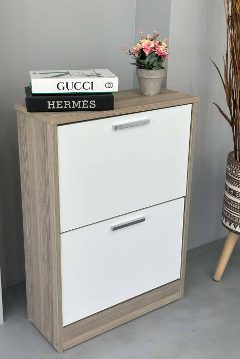 DOLLAP KËPUCËSH ME DY KANATA NË NGJYRËN BEZHË - KLAUDIO FASHION