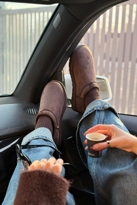 UGG NJE NGJYRESHE ME PUSH PER FEMRA NE NGJYRE KAFE TE ERRET - 4