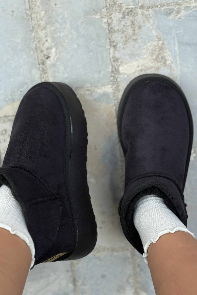 UGG TË SHKURTRA ME PLATFORMË TË LARTË PËR FEMRA NË NGJYRËN E ZEZË - 3