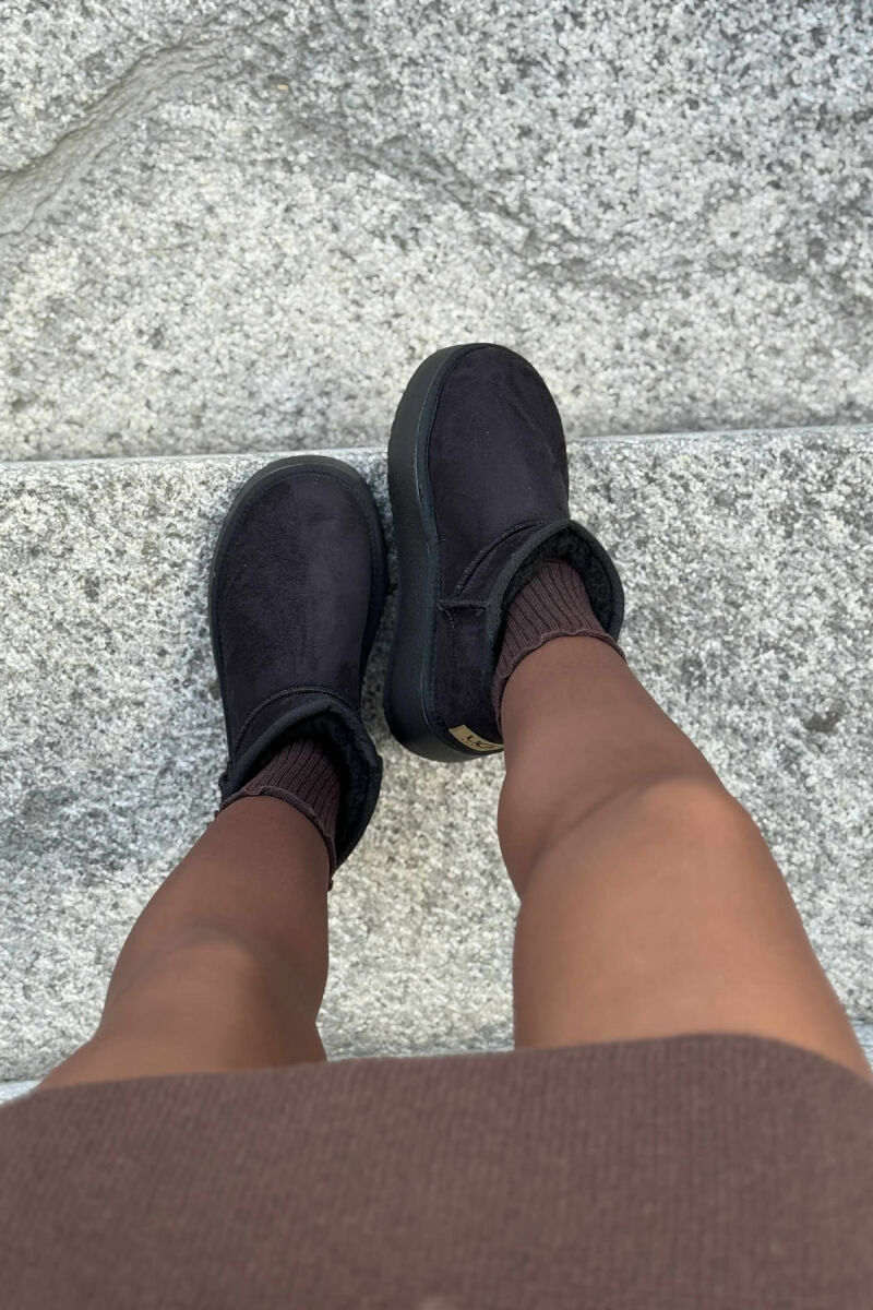 UGG TË SHKURTRA ME PLATFORMË TË LARTË PËR FEMRA NË NGJYRËN E ZEZË - 6