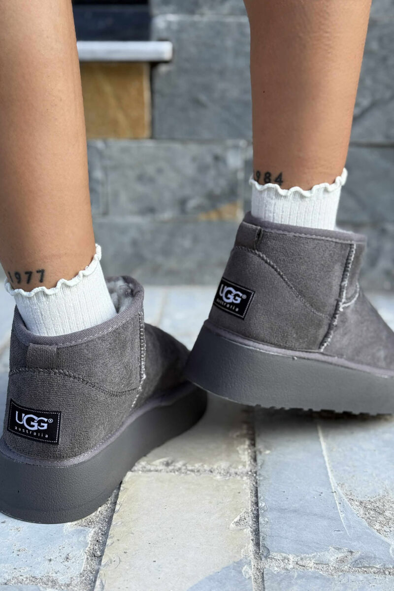 UGG TË SHKURTRA ME PLATFORMË TË LARTË PËR FEMRA NË NGJYRËN GRI - 2