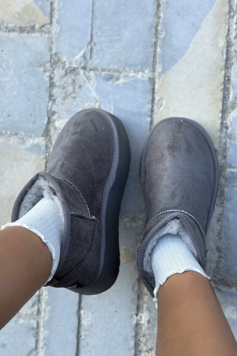 UGG TË SHKURTRA ME PLATFORMË TË LARTË PËR FEMRA NË NGJYRËN GRI - 3