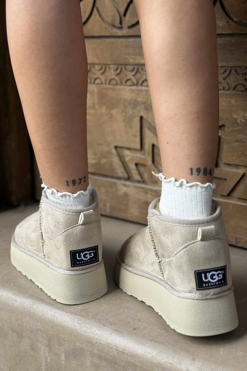 UGG TË SHKURTRA ME PLATFORMË TË LARTË PËR FEMRA NË NGJYRËN KREM - 4