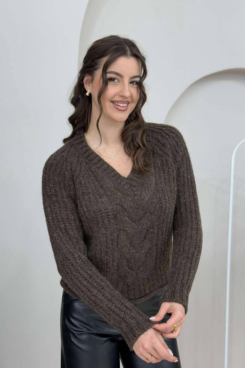 V NECK KNITTED WOMEN SWEATER DARK BROWN/KAE - 4