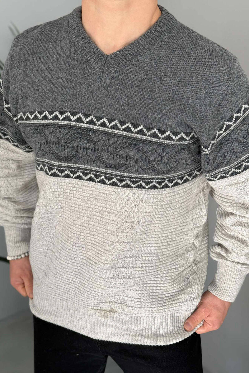 V NECK MEN SWEATER IN LIGHT GREY COLOR - 4