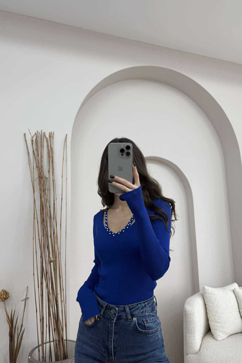 V NECK PEARL DETAILS ONE COLOR WOMEN SWEATER BLUE/BLU - 4