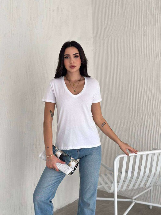  V NECK SIMPLE WOMEN T-SHIRT IN WHITE COLOR 