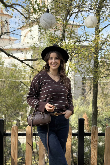 V NECK STRIPED WOMEN SWEATER DARK BROWN/KAE - 2