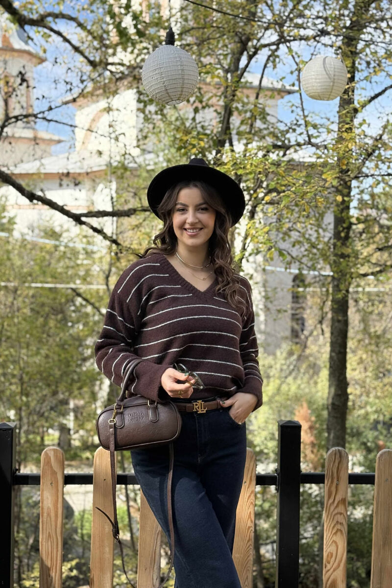 V NECK STRIPED WOMEN SWEATER DARK BROWN/KAE - 2