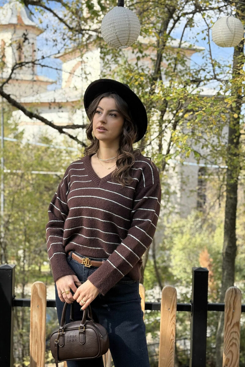 V NECK STRIPED WOMEN SWEATER DARK BROWN/KAE - 3