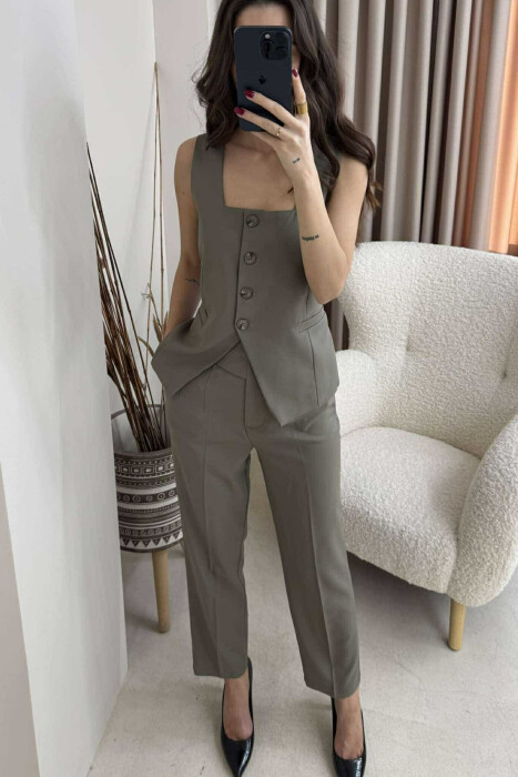 VEST+TROUSERS ONE COLOR WOMEN SET IN OLIVE COLOR - 2