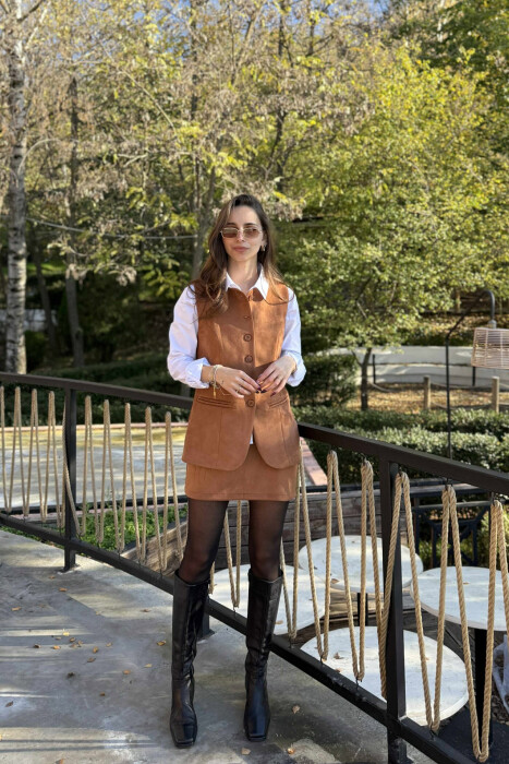 SET I THJESHTË NJË NGJYRËSH JELEK+FUND PËR FEMRA NË NGJYRË KAFE - KLAUDIO FASHION