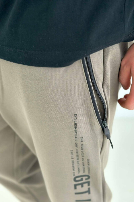 WARM MEN SWEATPANTS IN BROWN COLOR - 2