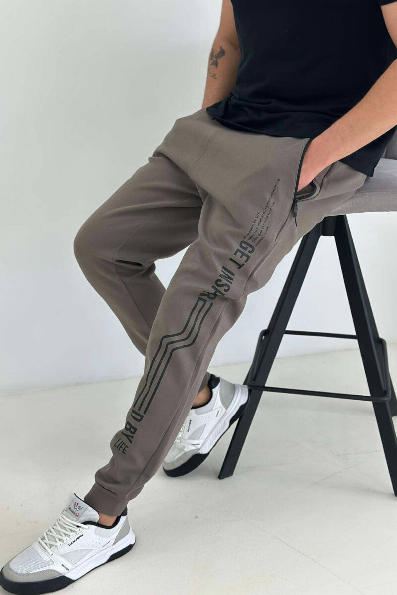 WARM MEN SWEATPANTS IN BROWN COLOR - 4