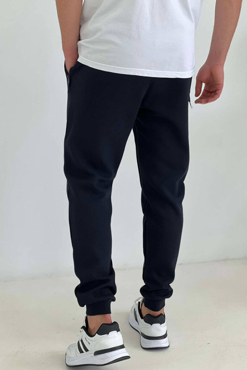 WARM MEN SWEATPANTS IN DARK BLUE COLOR - 4