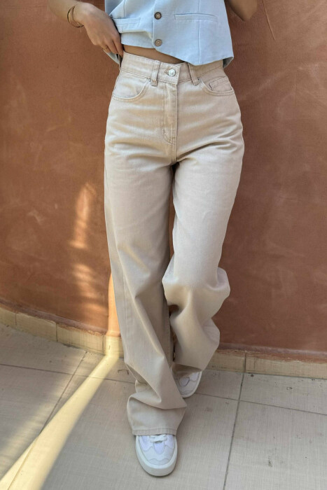 XHINSE TË GJËRA PËR FEMRA NË NGJYRËN BEZHË - KLAUDIO FASHION