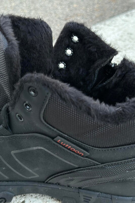 KËPUCË ME QAFË PËR MESHKUJ NË NGJYRË TË ZEZË - 6