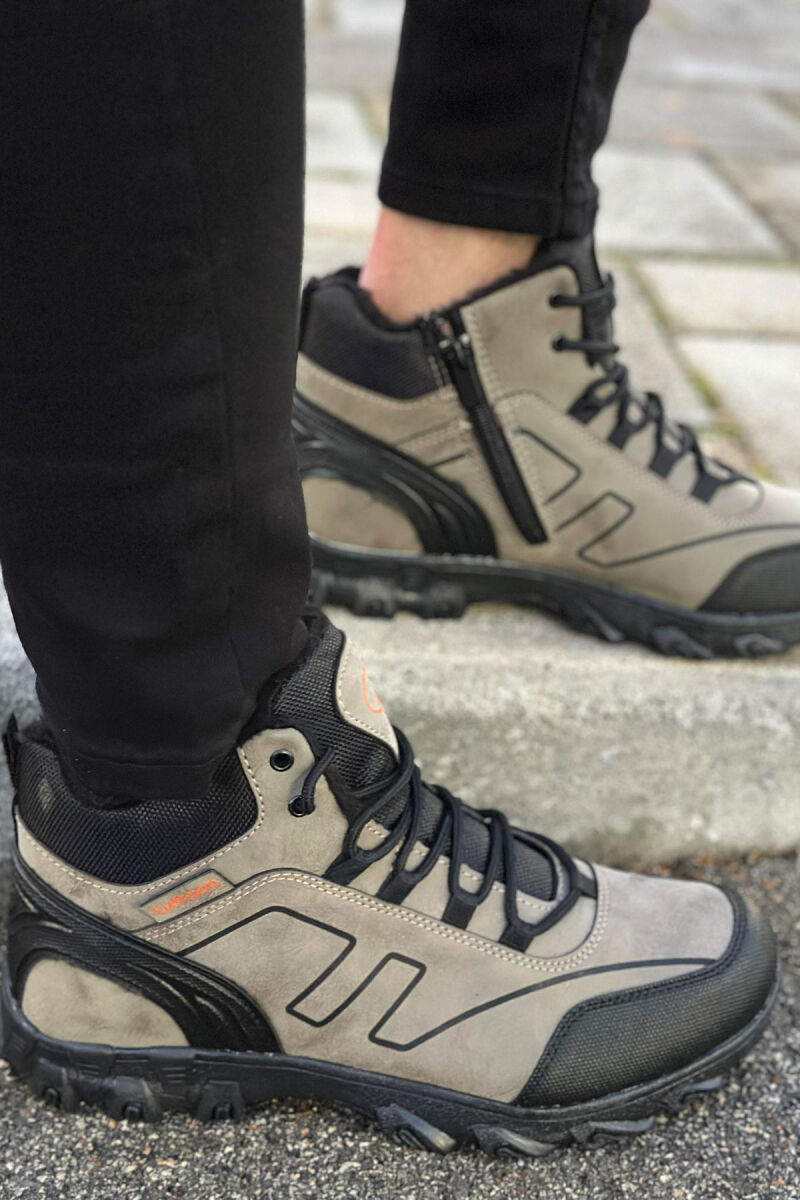 KËPUCË ME QAFË PËR MESHKUJ NË NGJYRË KAFE TË CELUR - 1