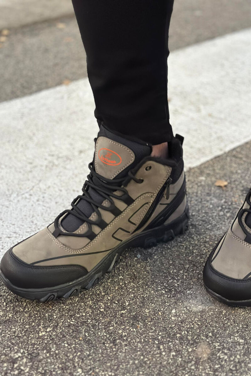 KËPUCË ME QAFË PËR MESHKUJ NË NGJYRË KAFE TË CELUR - 2