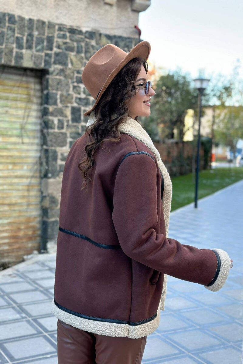 WOOL V NECK BUTTONS WOMAN JACKET IN BROWN COLOR - 2