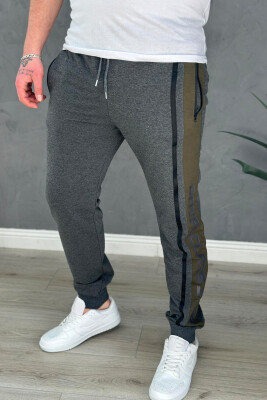 WRITTINGS DIFFERENT COLORS MEN SWEATPANTS DARK GREY/GEE 