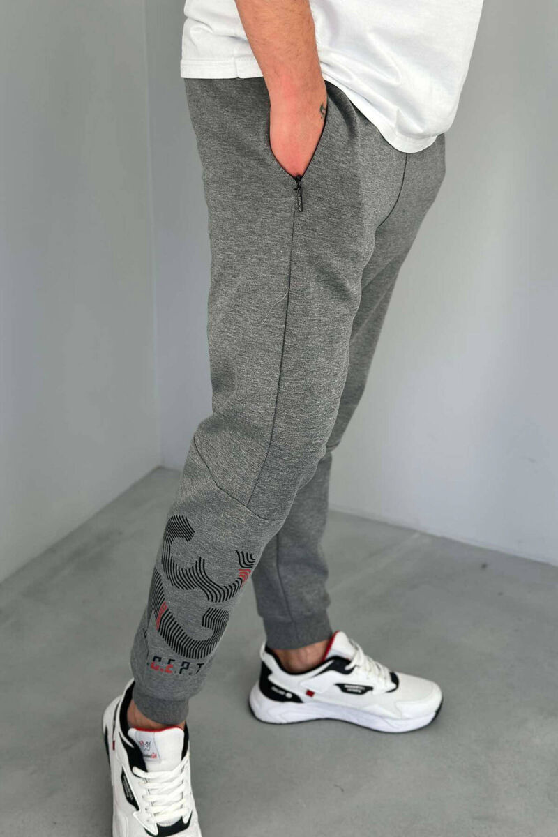 WRITTINGS MEN SWEATPANTS IN GREY COLOR - 4