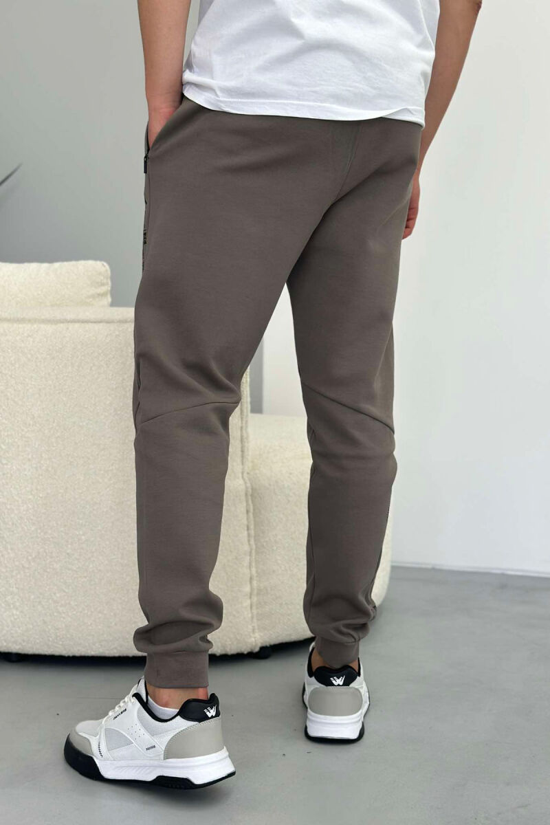 WRITTINGS ONE COLOR MEN SWEATPANTS BROWN/KAFE - 5