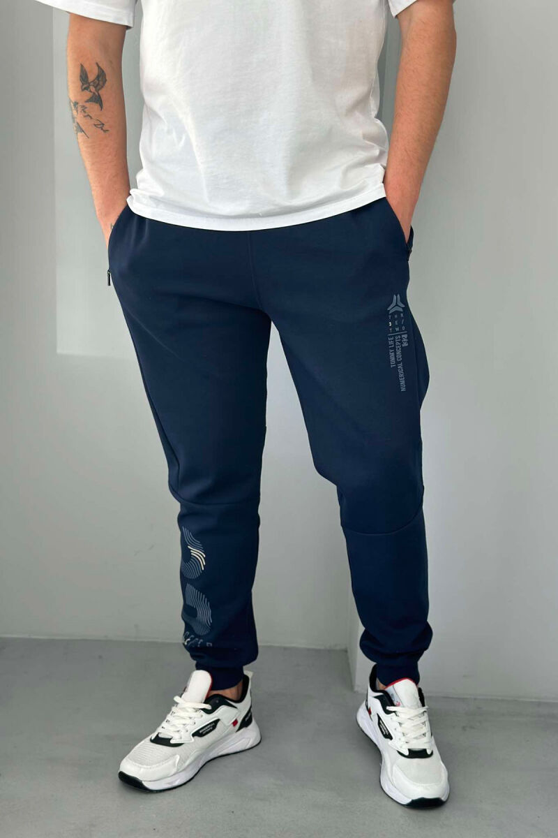 WRITTINGS ONE COLOR MEN SWEATPANTS DARK BLUE/BEE - 1