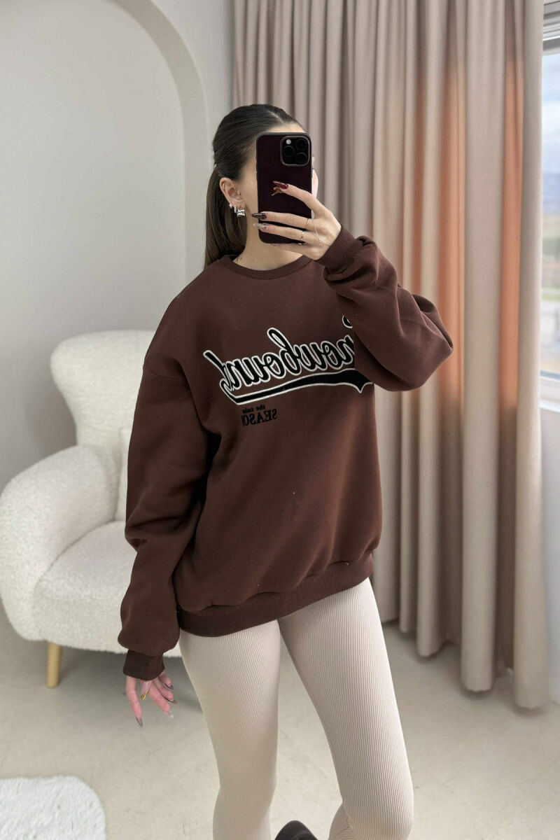 WRITTINGS ROUND NECK FLUFFY WOMEN SWEATSHIRT BROWN/KAFE - 3
