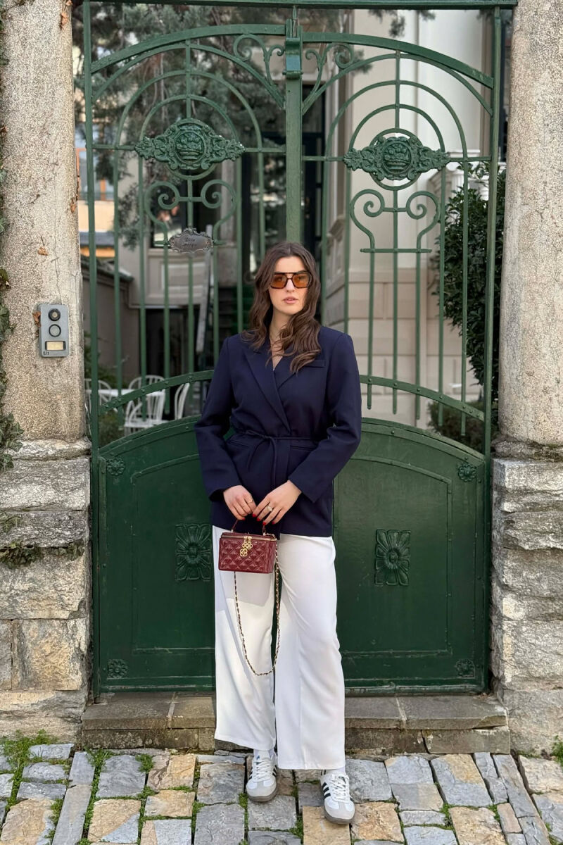 XHAKETE NJE NGJYRESHE ME LIDHESE NE BEL DHE XHEPA FAKE PER FEMRA NE NGJYRE BLU - 4