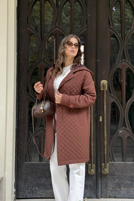 XHAKETË E GJATË NJË NGJYRËSHE ME KAPUÇ PËR FEMRA NË NGJYRË KAFE - 2