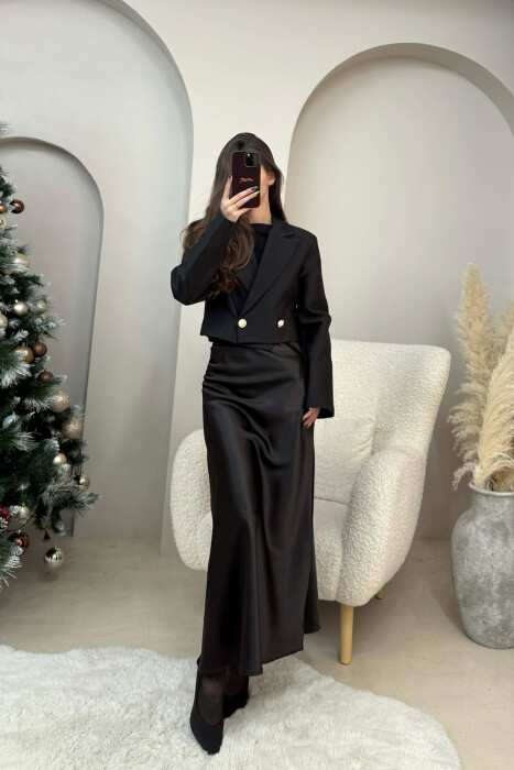 XHAKETE E SHKURTER ME DY BUTONA PER FEMRA NE NGJYRE TE ZEZE - 2